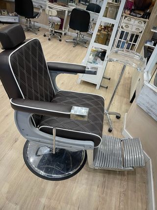 Sillón Barbero Profesional Marrón