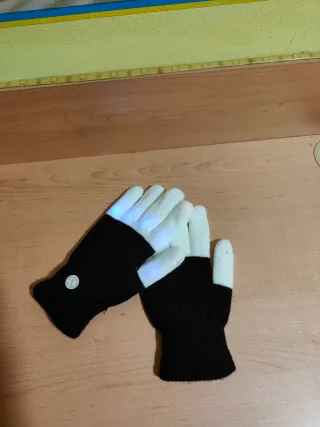 Guantes con luces LED