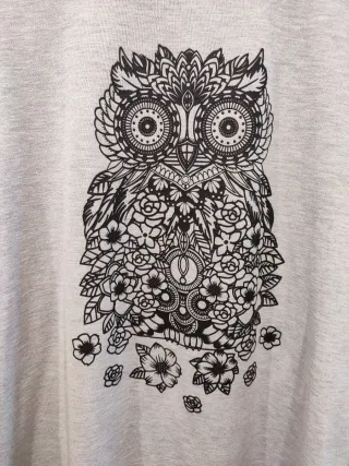 Camiseta larga gris con estampado de búho XXL