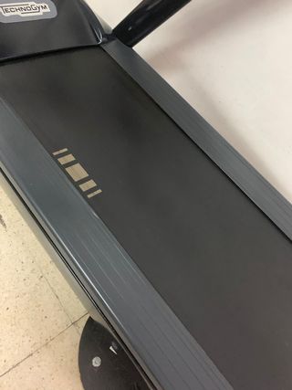 Cinta de Correr Technogym Jog Forma como nueva
