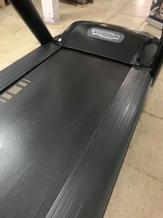 Cinta de Correr Technogym Jog Forma como nueva