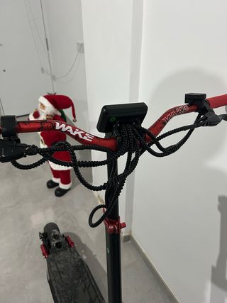 Patín Eléctrico rojo