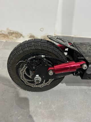 Patín Eléctrico rojo