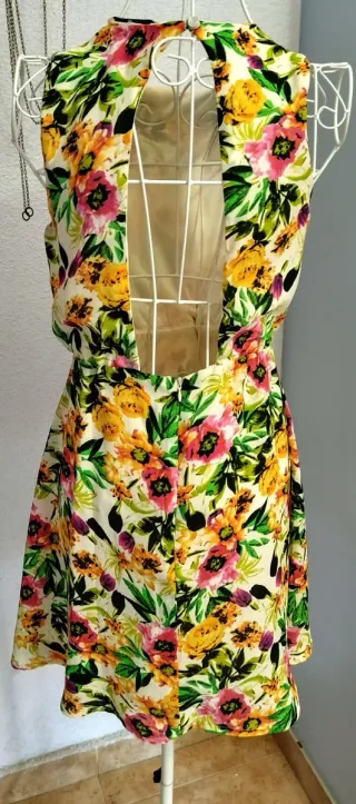 Vestido floral talla S