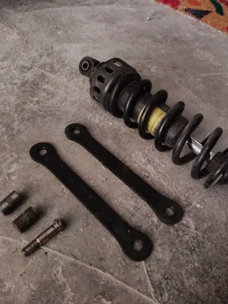 Amortiguador trasero moto