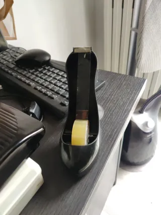 Porta cello tacón negro