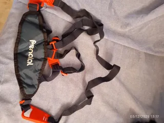 Arnés Prenatal para bebé sin usar