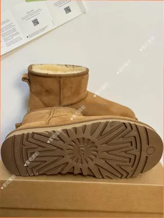 Botas de nieve UGG talla 39