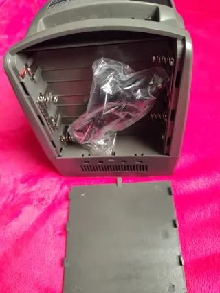 Mini TV Trevis Portátil Cinza AM/FM