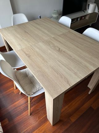 Mesa de comedor SIN sillas