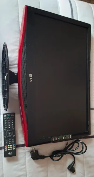 Monitor LG Digital TV Rosso/Nero