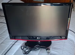 Monitor LG Digital TV Rosso/Nero