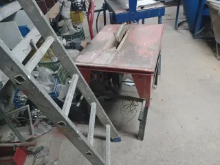 Cortadora de madera para obras