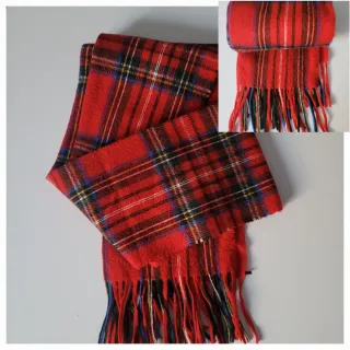 Bufanda infantil cuadros roja