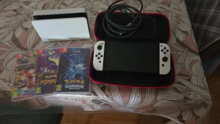 Nintendo Switch OLED Bianca + giochi