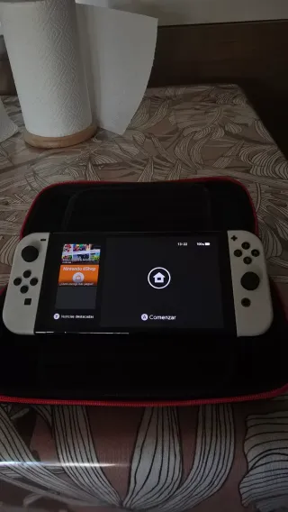 Nintendo Switch OLED Bianca + giochi