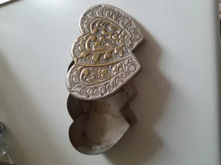 Scatolina vintage a forma di cuore