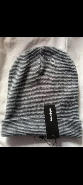 Gorro El Corte Inglés a estrenar