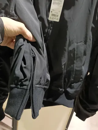 Bomber Uniqlo Negro Tallas S M L