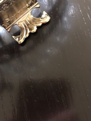 Insalatiera in vetro con manici dorati