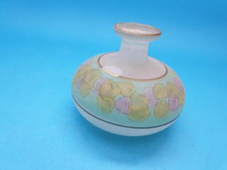 caraffa bottiglia in vetro per profumo decorata