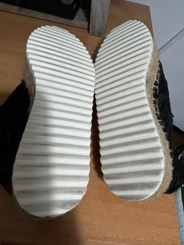 Alpargatas negras con lentejuelas