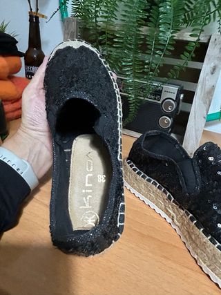 Alpargatas negras con lentejuelas