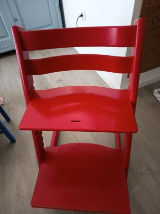 Silla/Trona Stokke Tripp Trapp® Roja