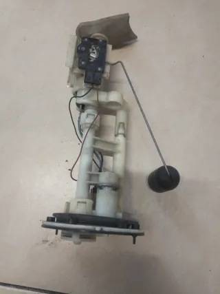 Bomba Gasolina Yamaha TMAX 500 07