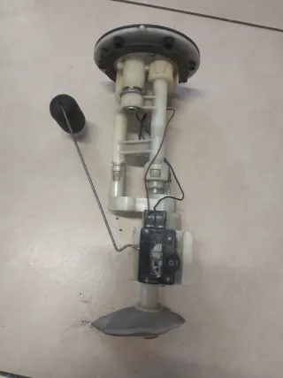 Bomba Gasolina Yamaha TMAX 500 07