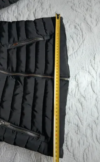 Cazadora acolchada negra