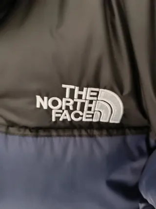 Chaqueta The North Face Negra y Azul Marino