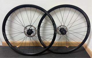 Ruedas de Bicicleta RP2 Eje Pasante