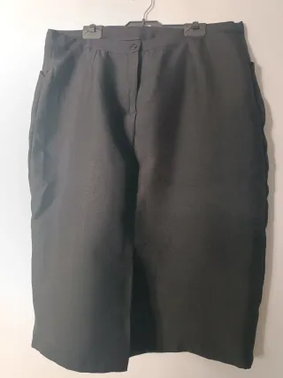 Falda negra mujer talla 52 con dos bolsillos y for