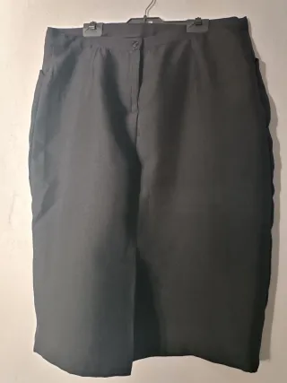 Falda negra mujer talla 52 con dos bolsillos y for