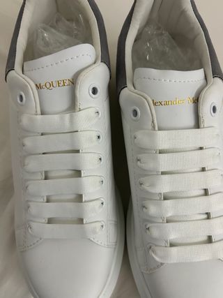 Alexander McQueen Scarpe Bianche Grigie