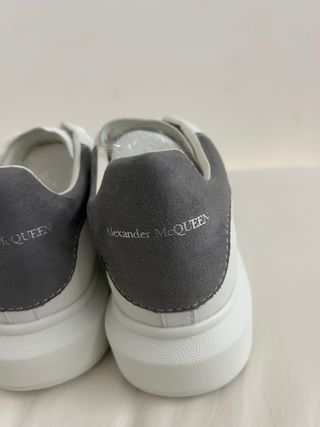 Alexander McQueen Scarpe Bianche Grigie