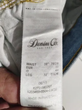 Pantalón recto Stradivarius Talla 40