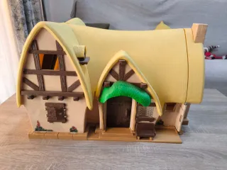 Casa Blancanieves y los 7 Enanitos