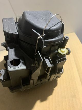 Faro derecho original Audi A8(4D) 4D0941030E Hella