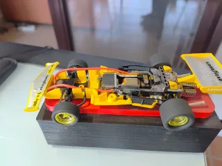 Scalextric Ferrari B3 Amarillo