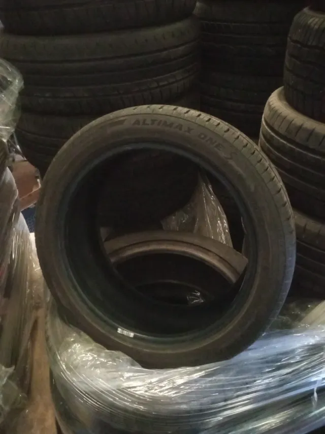 2 Neumáticos 215/45r17 General Altimax One S