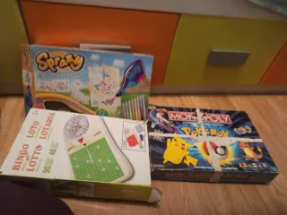 Lote 3 juegos: Spray, Bingo Loto, Monopoly Pokémon
