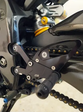 Estriberas ITR Yamaha R1