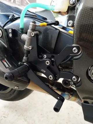 Estriberas ITR Yamaha R1