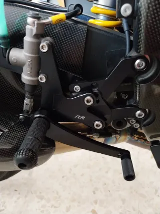 Estriberas ITR Yamaha R1