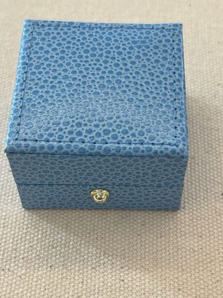 Collar y Cruz de Plata de Agatha Ruiz