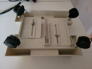 Base con ruedas para torre PC