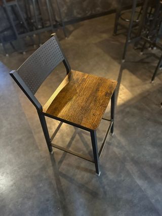 Juego de 2 Sillas Altas Estilo Industrial