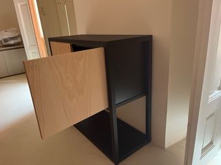 Estantería de diseño Ondarreta en Metal y Madera